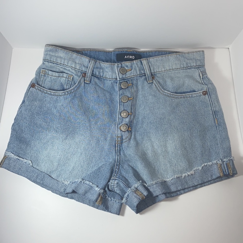 Aeropostale Mom Jean Button Fly Shorts Women’s Size 6